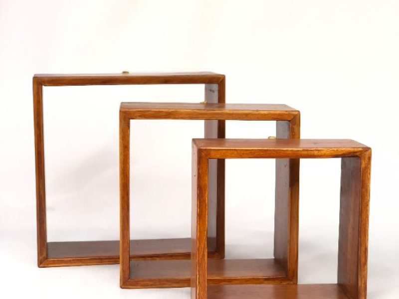 Ambalan Dinding Segi-4 Wallnot (Set)
